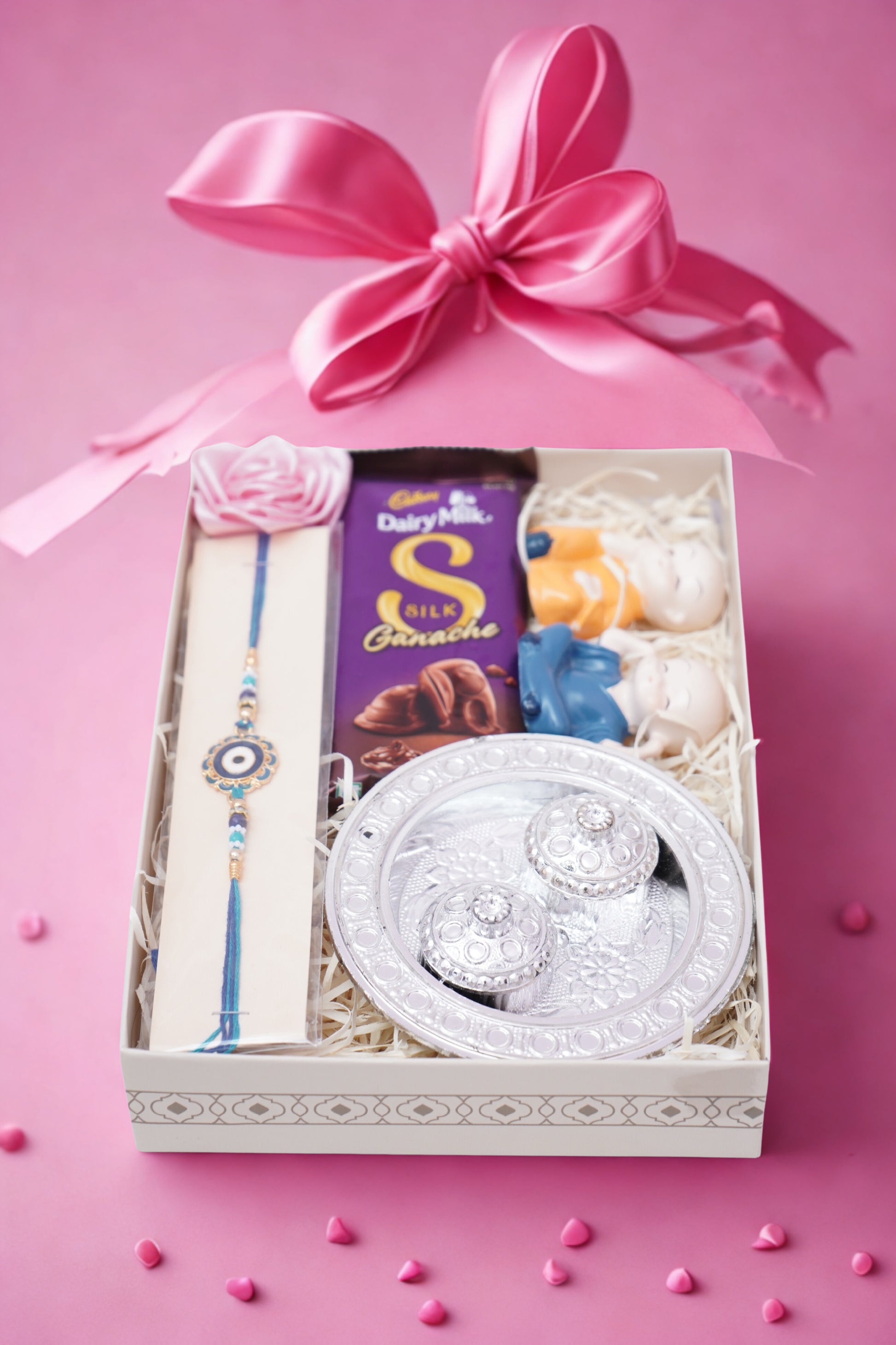 Serene Rakhi Box