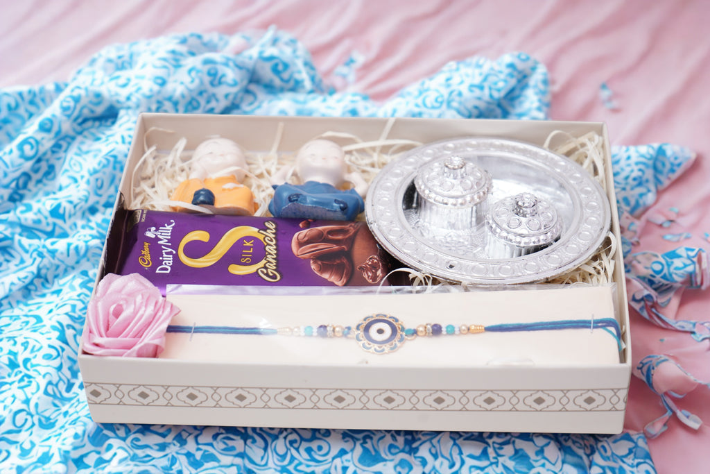 Serene Rakhi Box